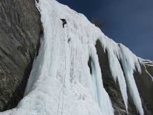 arrampicata-ghiaccio-300